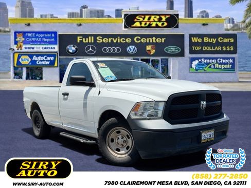 Used 2018 RAM 1500 Express RWD image 1