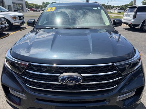 Certified 2023 Ford Explorer XLT w/ Equipment Group 202A AWD/4WD image 5