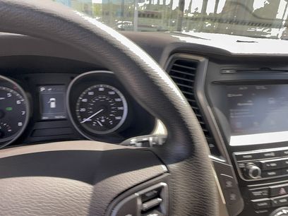 Used 2018 Hyundai Santa Fe Sport w/ 2.4L Value Package 02