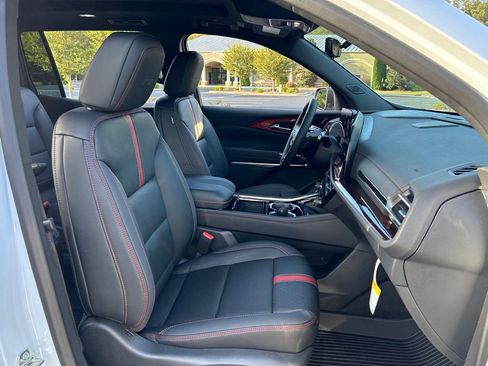 New 2026 Chevrolet Traverse RS w/ LPO, Floor Liner Package image 50