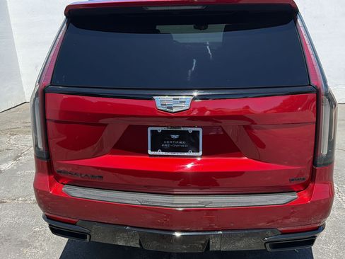 Certified 2023 Cadillac Escalade ESV Sport w/ LPO, ONYX Package AWD/4WD image 9