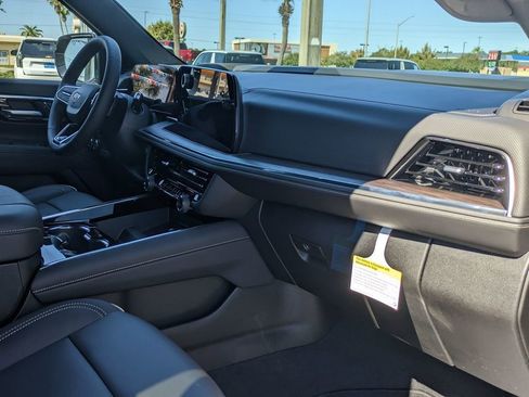 New 2026 Chevrolet Tahoe Premier image 35