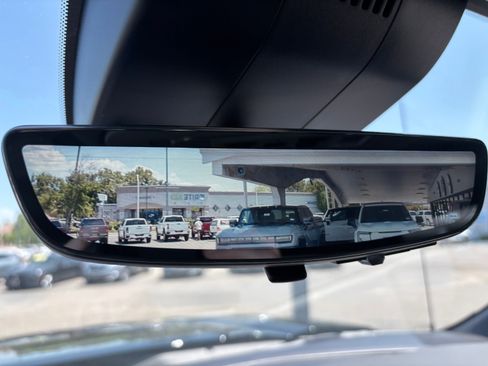 New 2025 GMC Sierra 1500 Denali w/ Denali Reserve Package image 18