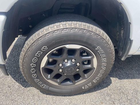 Used 2026 RAM 2500 Laramie AWD/4WD image 4