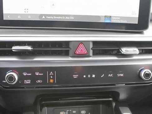 New 2025 Kia Sorento EX image 23