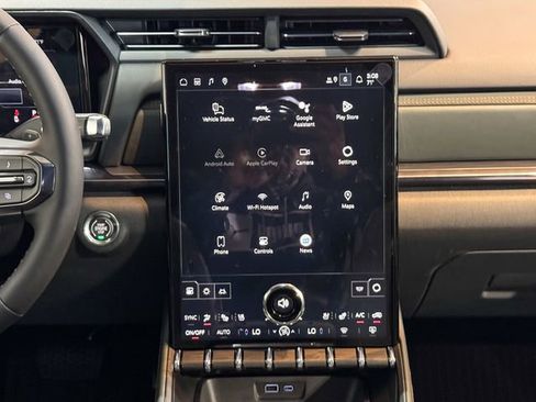 New 2026 GMC Terrain AT4 w/ Convenience Package III image 27