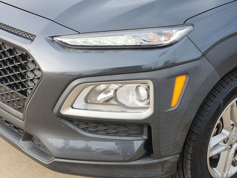 Used 2021 Hyundai Kona SE w/ Cargo Package image 14