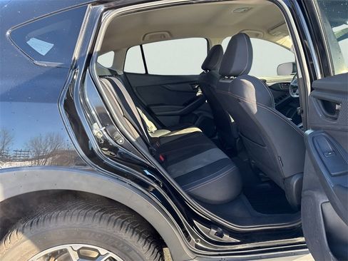 Used 2018 Subaru Crosstrek 2.0i Premium w/ Popular Package #2 image 11