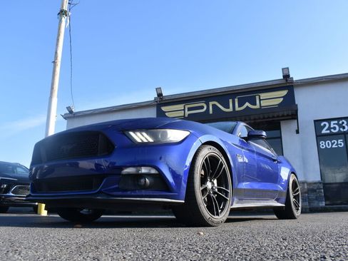 Used 2015 Ford Mustang GT image 8