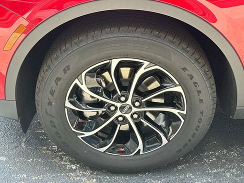 New 2025 Lincoln Nautilus Premier w/ Equipment Group 102A image 11