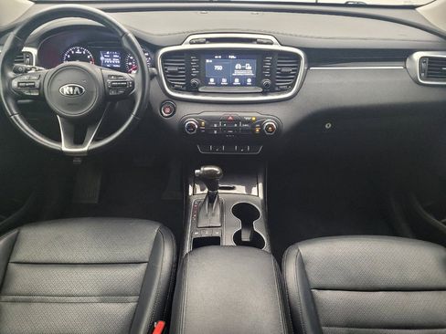 Used 2017 Kia Sorento EX AWD/4WD image 22