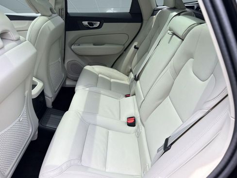 New 2026 Volvo XC60 T8 Ultra w/ Climate Package AWD/4WD image 14