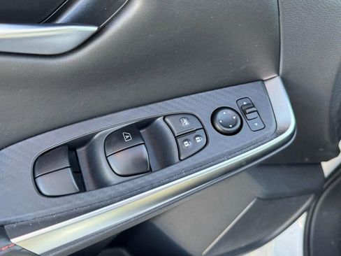 Used 2025 Nissan Sentra SR image 15