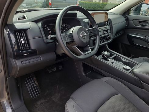 Certified 2023 Nissan Pathfinder S image 17