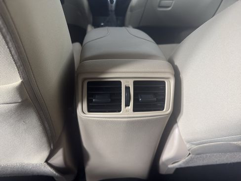 Used 2020 Nissan Rogue SV AWD/4WD image 33