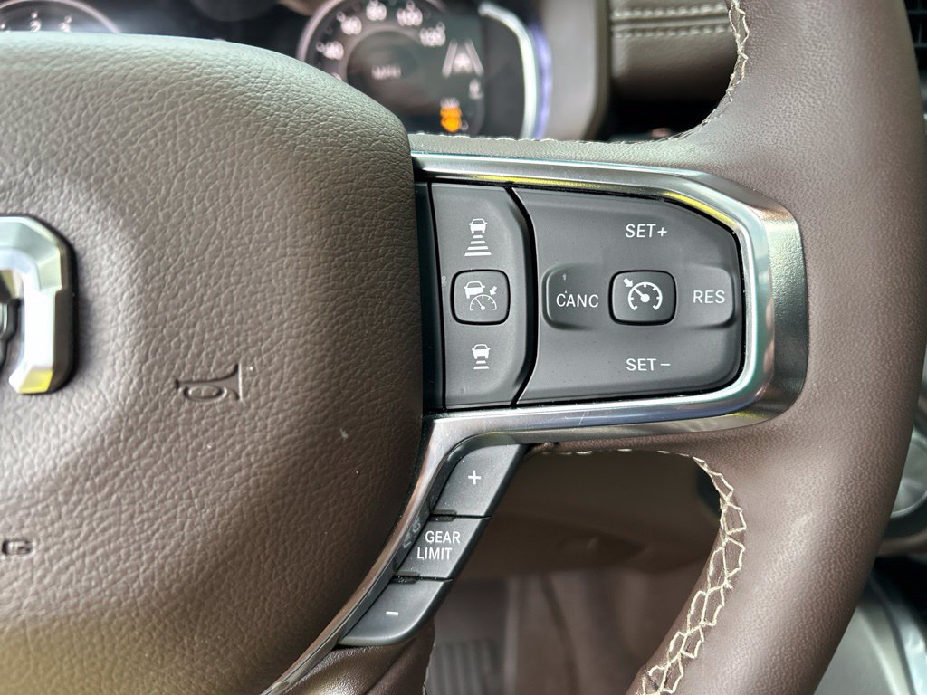 Used 2026 RAM 1500 Laramie AWD/4WD image 23