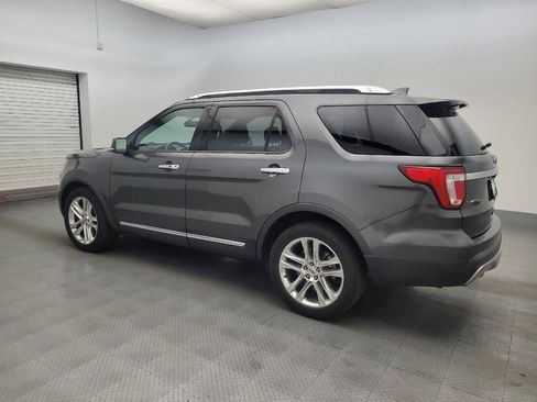 Used 2017 Ford Explorer Limited FWD image 3