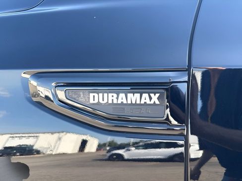 Used 2021 GMC Yukon SLT w/ SLT Premium Package AWD/4WD image 14