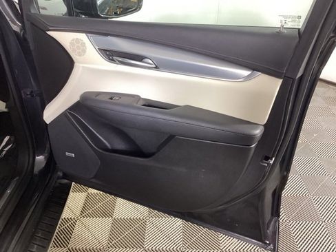 Used 2019 Cadillac XT5 Luxury w/ Sport Package image 21