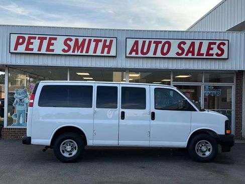 Used 2017 Chevrolet Express 2500 LS image 13