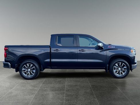 Used 2023 Chevrolet Silverado 1500 LT AWD/4WD image 11