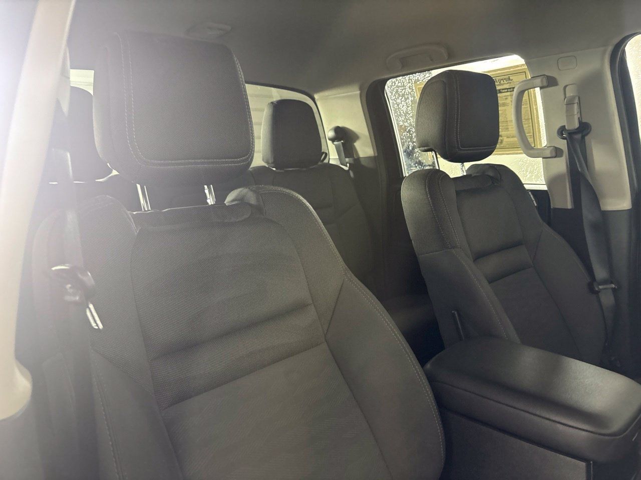 Used 2024 Nissan Frontier SV w/ Technology Package RWD image 28