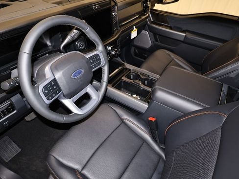 New 2026 Ford F350 Lariat w/ Black Appearance Package image 32