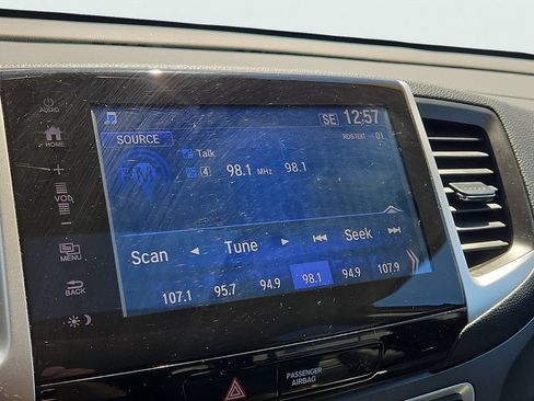 Certified 2017 Honda Pilot EX-L image 27