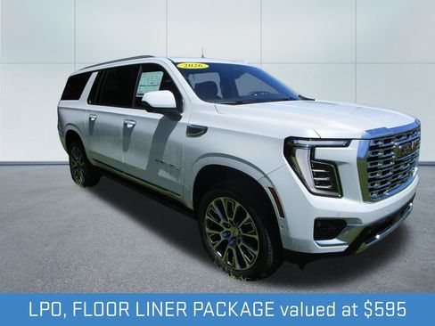 New 2026 GMC Yukon XL Denali w/ Denali Reserve Package RWD image 6