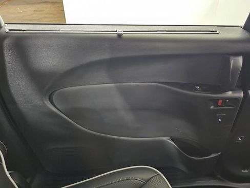 New 2026 Chrysler Pacifica Limited w/ S Appearance Package FWD image 33