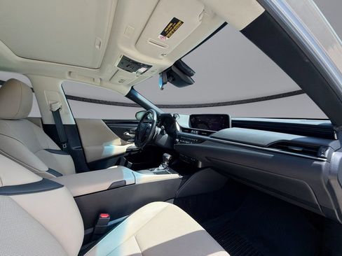 Used 2020 Lexus ES 350 w/ Premium Package FWD image 15