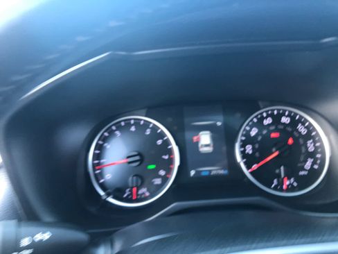 Certified 2022 Toyota RAV4 XLE Premium image 10