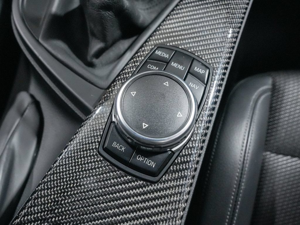 Used 2017 BMW M3 RWD image 18