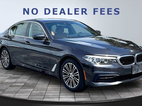 Used 2019 BMW 530i xDrive w/ Convenience Package image 3
