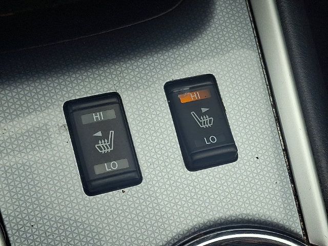 Used 2019 Nissan Pathfinder SL AWD/4WD image 22