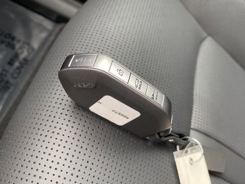 New 2026 Kia Sorento EX AWD/4WD image 21