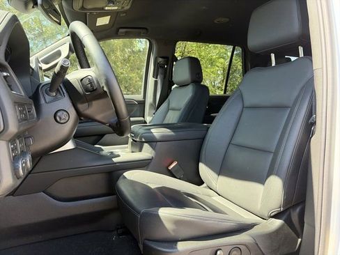 Used 2023 Chevrolet Tahoe LT w/ Luxury Package image 19