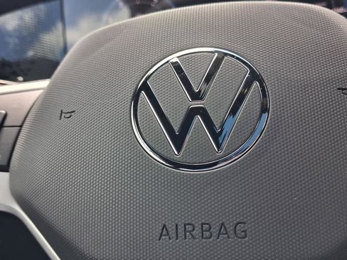 New 2026 Volkswagen Tiguan SE R-Line AWD/4WD image 23
