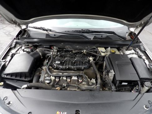 Used 2017 Chevrolet Impala LT image 27