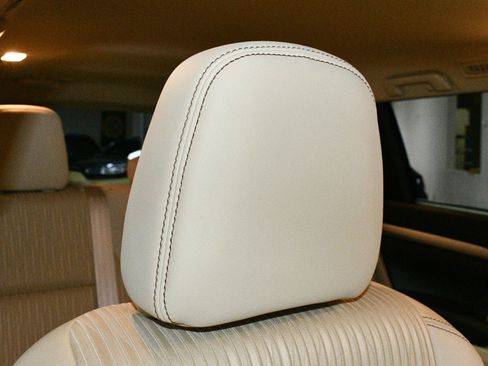 Used 2015 Toyota Highlander Plus image 10