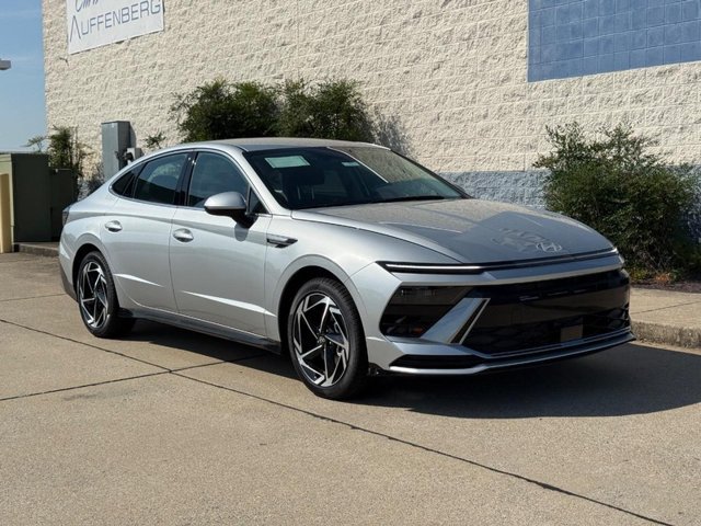 New 2026 Hyundai Sonata SEL FWD image 1