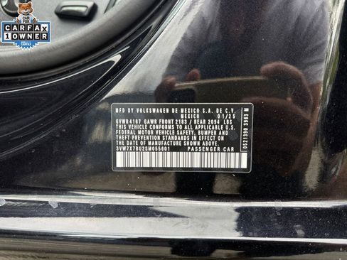 Used 2025 Volkswagen Jetta SE FWD image 24