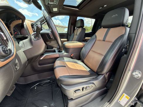 Used 2021 Chevrolet Silverado 1500 High Country AWD/4WD image 13
