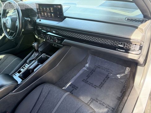 Used 2023 Honda Accord Sport image 30