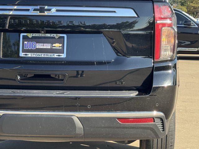 Used 2021 Chevrolet Suburban LT AWD/4WD image 7