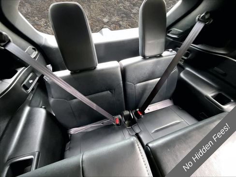 Used 2023 Mitsubishi Outlander SE FWD image 19
