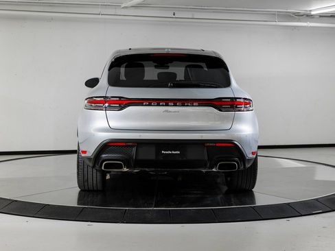 Certified 2025 Porsche Macan image 6
