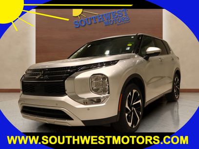 Used 2024 Mitsubishi Outlander SE