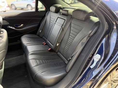 Used 2020 Mercedes-Benz S 560 Sedan image 31