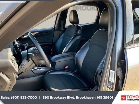 Used 2024 Ford Escape ST-Line image 18